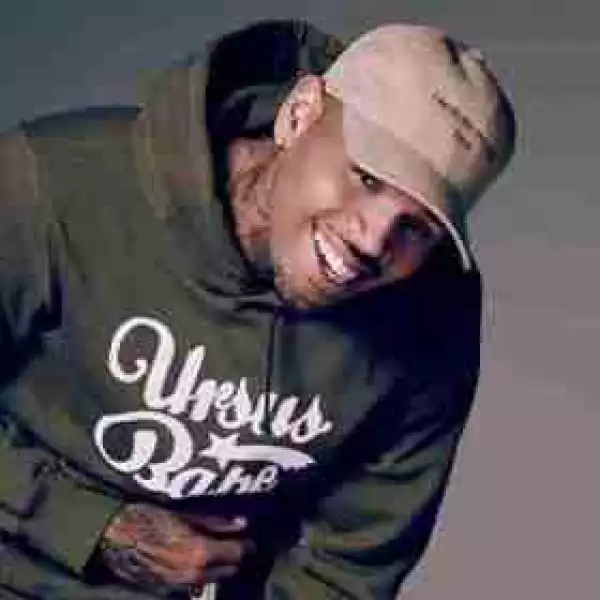 Chris Brown - Trippin (CDQ) Ft. Tyga & R. Kelly